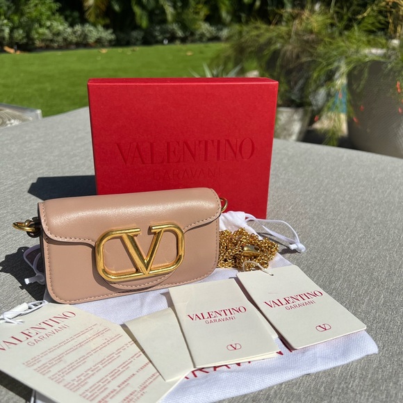 Valentino, leather micro V bag with Crossbody chain and top handle - Picture 5 of 16